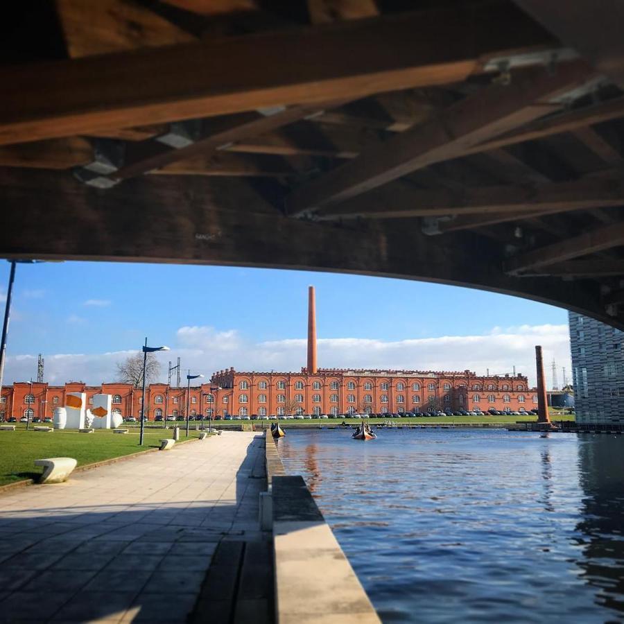 Aveiro'S Dock Apartments Exterior photo