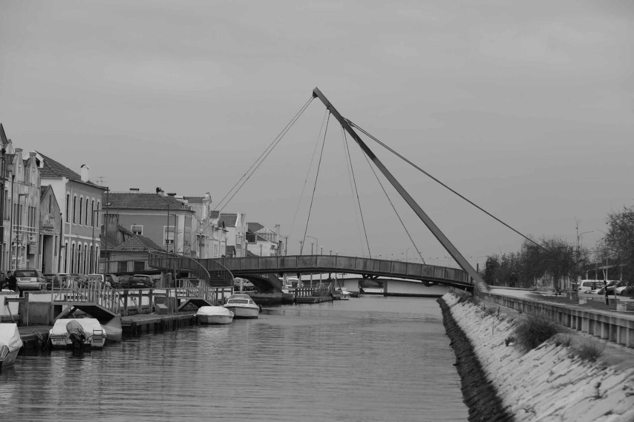 Aveiro'S Dock Apartments Exterior photo